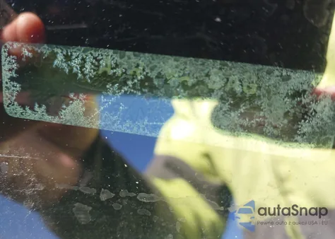 2007 Ford Mustang V6 Deluxe/V6 Premium z USA, uszkodzony, nr VIN 1ZVFT84N975312639